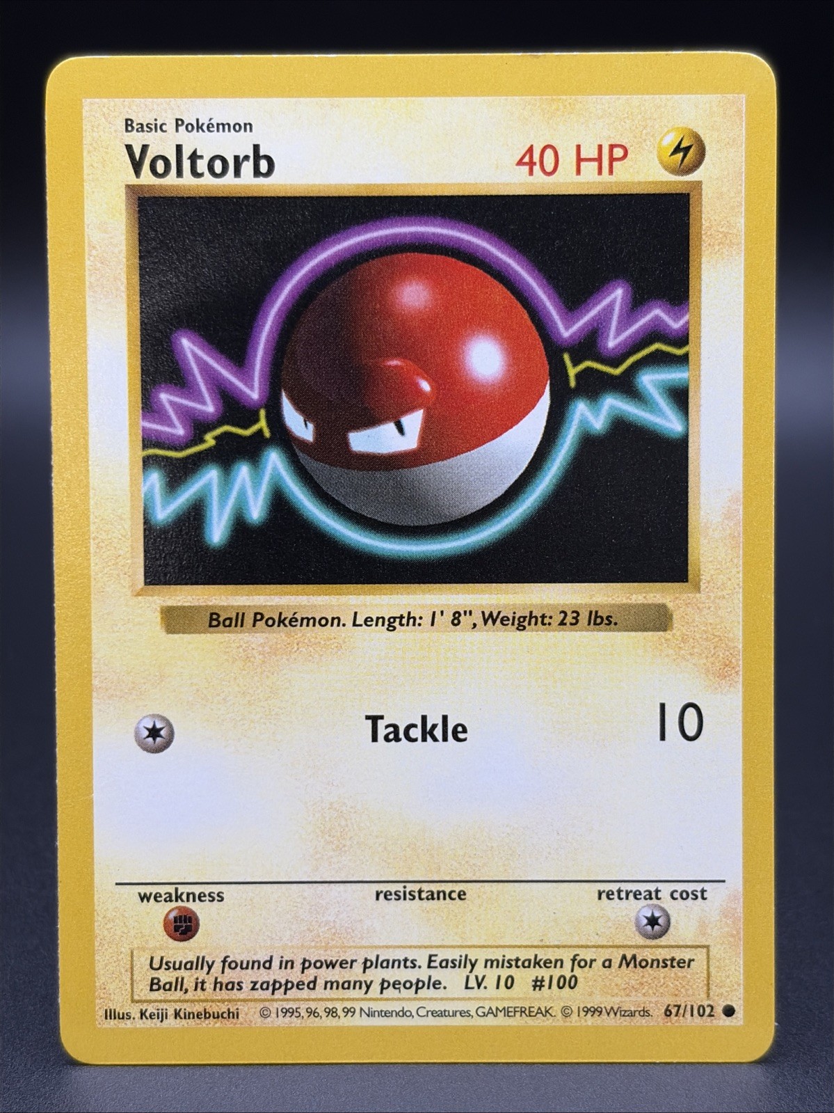 1999 Pokemon Base Set Shadowless Voltorb 067/102 English