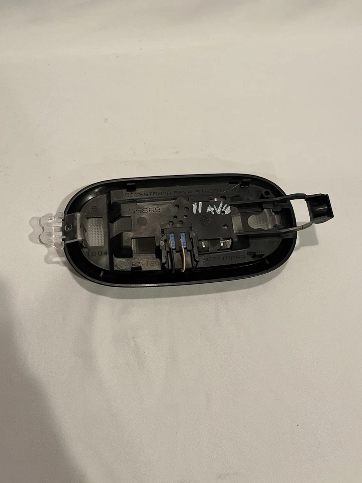 Lâmpada de cúpula central traseira Dodge Avenger 2008-2014 preta 55869 fabricante de equipamento original ✅TESTADO - Imagem 4 de 4