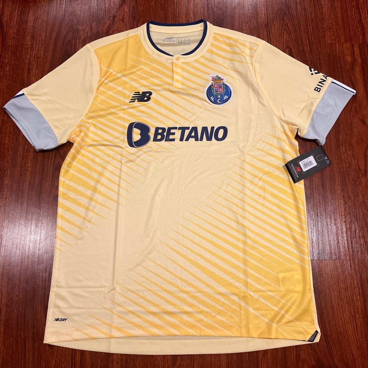 2022-23 New Balance Men's FC Porto Away Soccer Jersey Extra Large