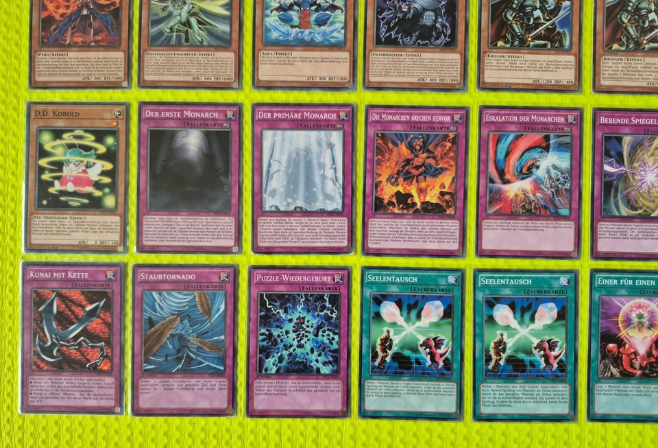 yugioh monarchen deck Core Sammlung 40 Karten mit 40 Kartenhüllen - Bild 4 von 4