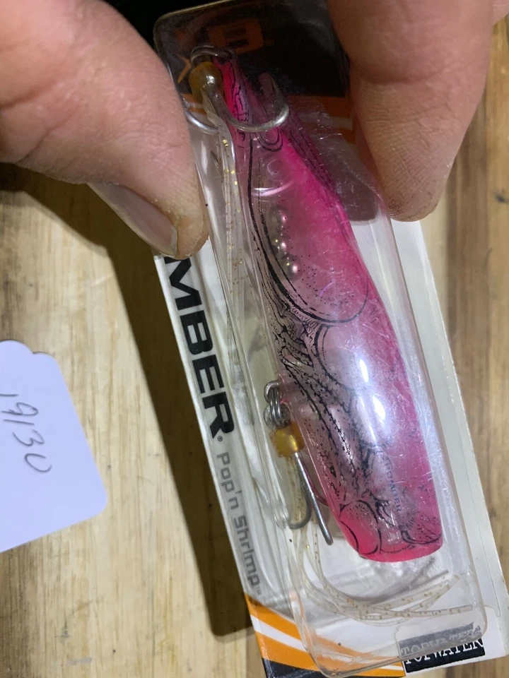 Vintage Bomber Pop'n Shrimp   fishing lure (19130) - Image 2 of 4