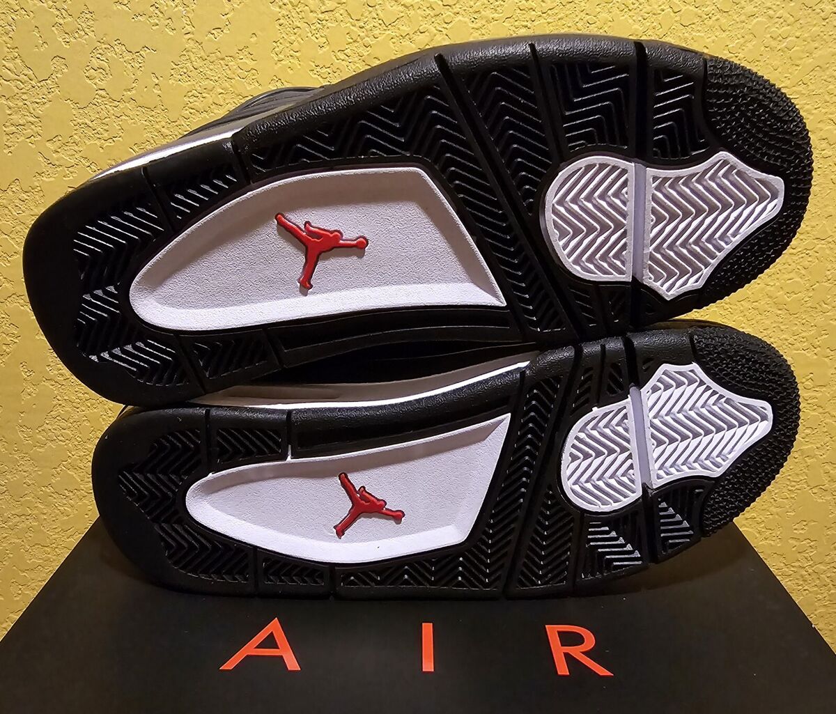 Size 5Y - Jordan 4 RM SP (GS) Nigel Sylvester (HJ9746-004 Size 5Y - Jordan 4 RM SP (GS) Nigel Sylvester (HJ9746-004