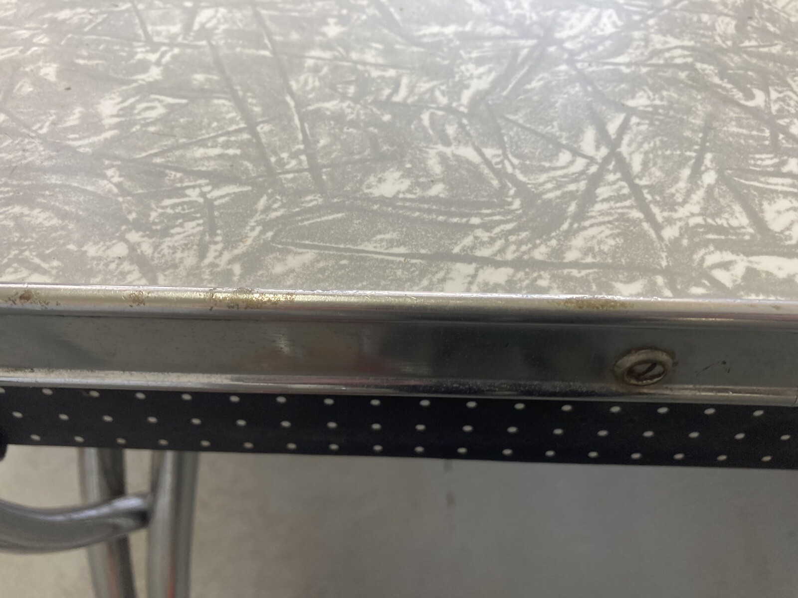 VINTAGE RETRO ANTIQUE LAMINEX KITCHEN DINING TABLE AND CHAIRS VINYL CHROME READ eBay