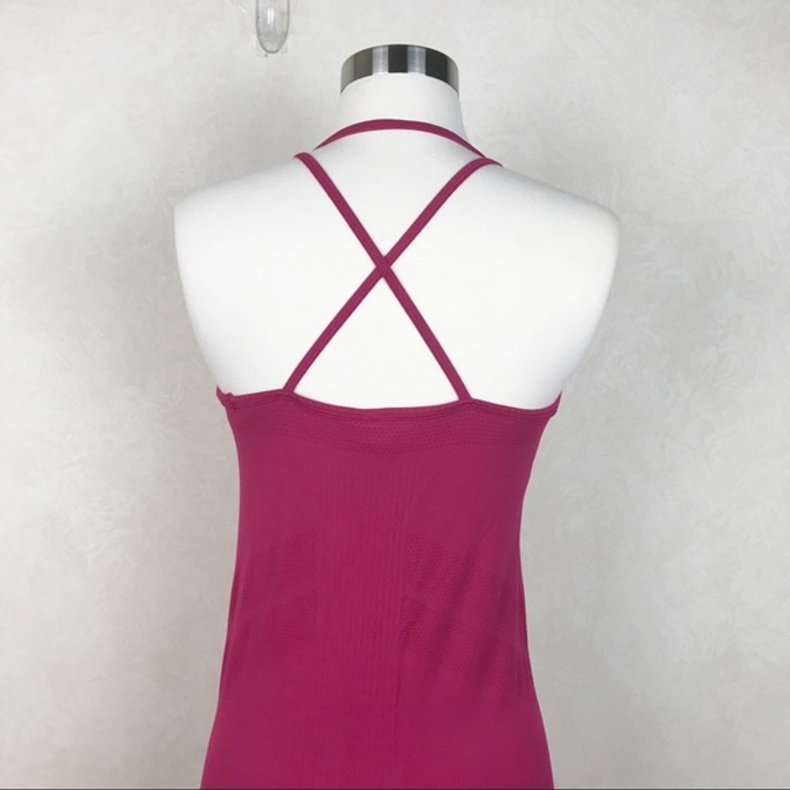 Fabletics Yoga Athletic Medium Top Raspberry Pink… - image 6