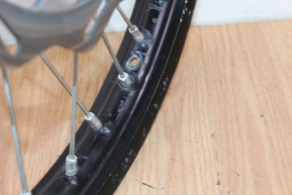 Husqvarna TC449 2011 rueda delantera 21" Foto 3 de 4