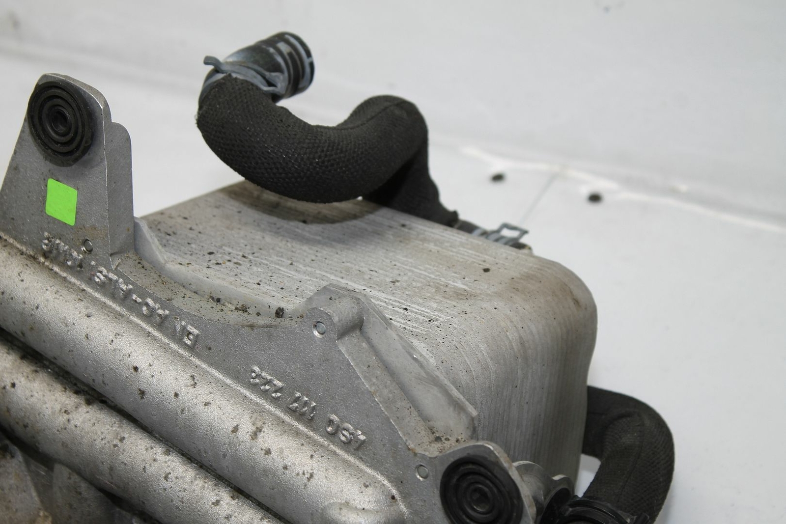 16-21 AUDI R8 V10 PLUS OEM LH LEFT DRIVERS ENGINE OIL COOLER HOUSING 4S0117223