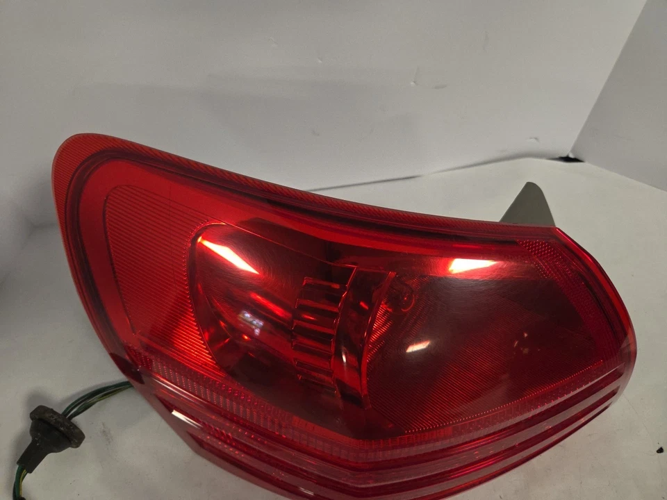 2008 2009 2010 2011 2012 13 Nissan Rogue Left Tail Light Assembly OEM OO2 Foto 3 de 4