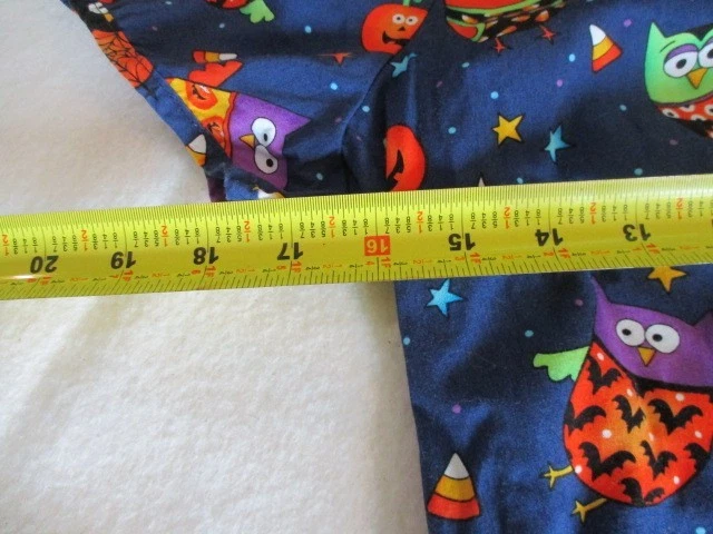 Blusa Médica Para Mujer Tema Halloween CRUZ BLANCA Talla: Pequeña Foto 4 de 4