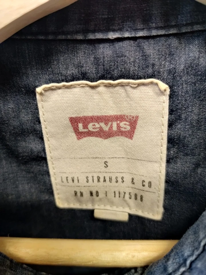 CAMISA VAQUERA LEVI'S PEQUEÑA AZUL MANGA CORTA INFORMAL WESTERN POPPER CIERRE PARA HOMBRE Foto 2 de 4