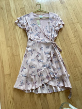 NWT Francesca’s blue rain dress M tie waist v neck New dusty pink wrap dress