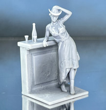toy soldier 40mm Saloon Girl Miniature   Western Bar Scene Figurine