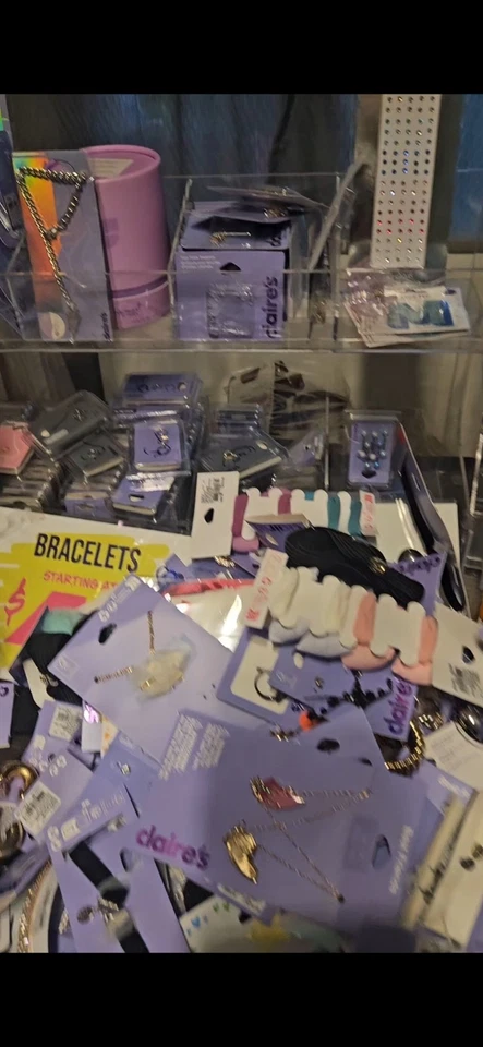 Bolso Claire’s Grab – 3 por $12 ✨ Foto 2 de 4