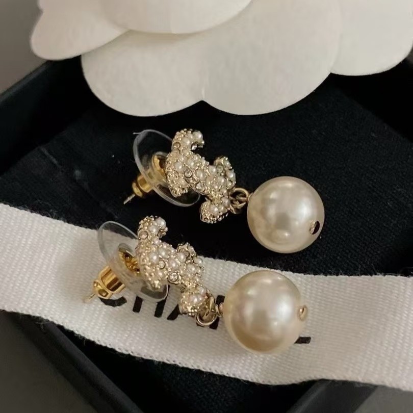 Authentic COCO Pearl CC Logo Dangle Earrings - image 4