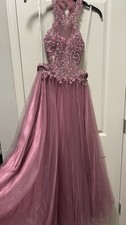 Camille La Vie Pink Tulle Halter Ballgown Dress Beaded Embroidered Floral 4W