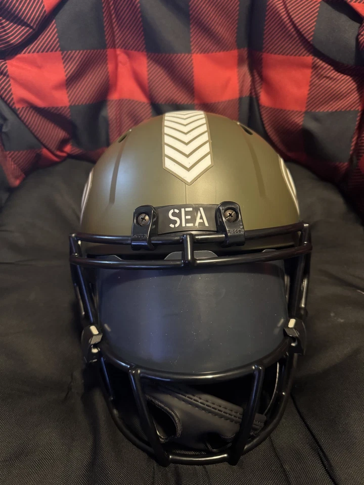 Warren Moon STS 签名 西雅图海鹰队 全尺寸 复制品 头盔 贝克特 正品证书 — 第 3/4 张图片