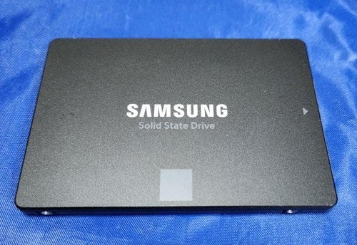 Samsung 860 EVO 500GB SATA 2,5 Zoll Interne Solid State Drive SSD