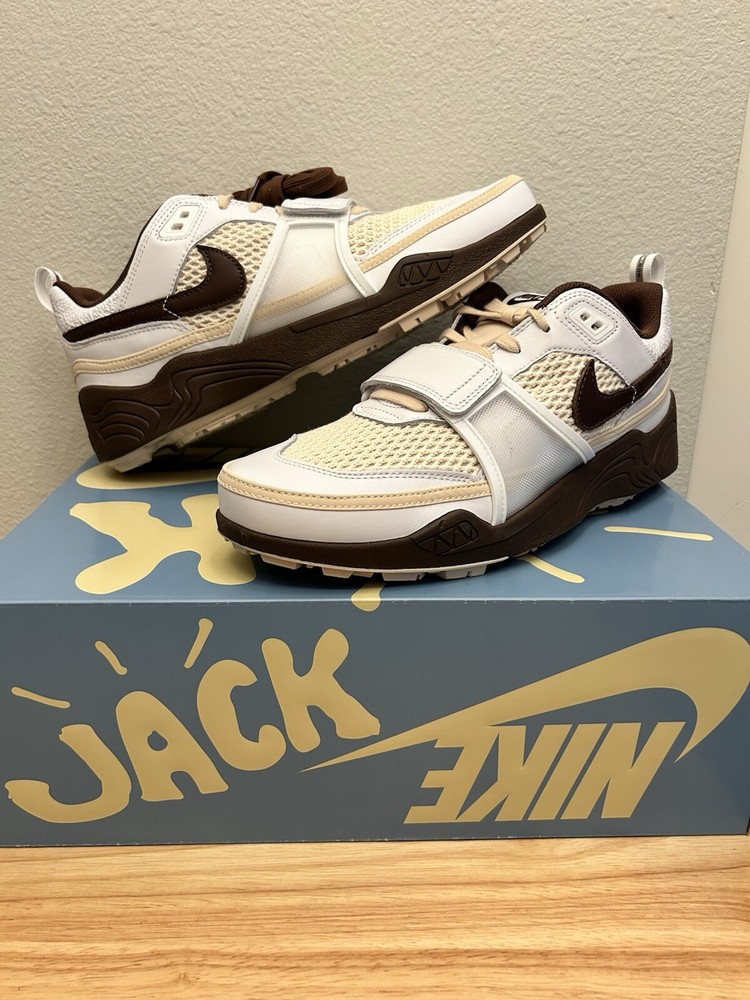 Sz 11 - Travis Scott - Nike Zoom Field Jaxx Light Chocolate - In Hand, Fast Ship