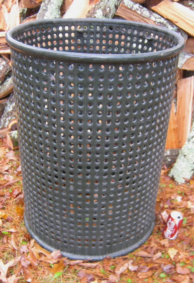 # 4 JARDÍN ARQUITECTÓNICO EE. UU. ACERO FUNDIDO ESMALTE RECUBIERTO CUBO DE BASURA BASE DE MESA JUGUETE Foto 2 de 4