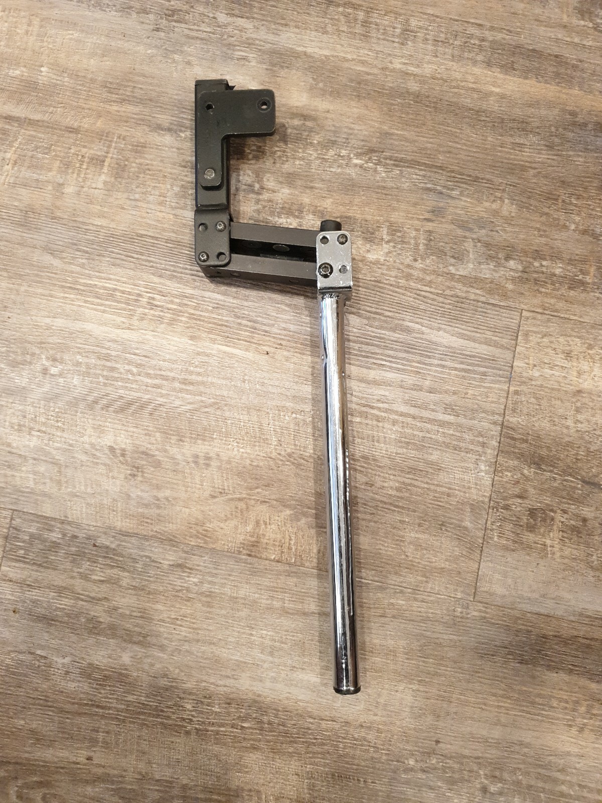 QUICKIE, ELECTRIC WHEELCHAIR RETRACTABLE JOYSTICK MOUNT