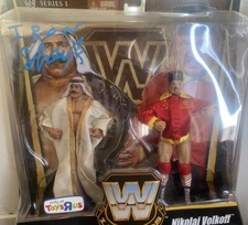 WWE Elite Legends Iron Sheik & Nikolai Volkoff Series 1 WWF Toys R Us SIGNED