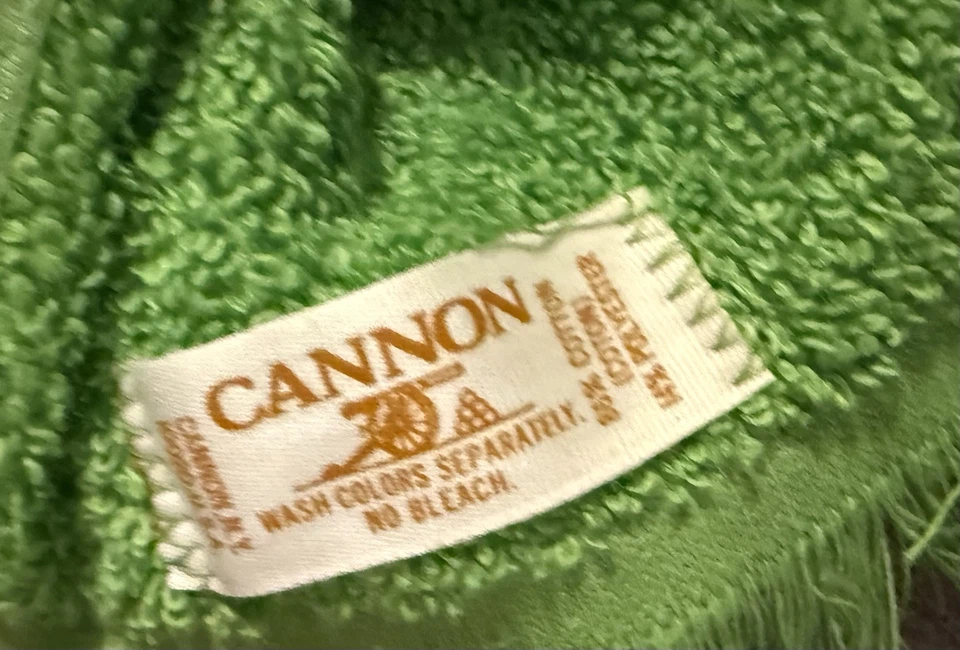 Vintage Cannon Set of 3 Green Hand Towels Christmas Tree-Snowman-Candle - Image 2 of 3