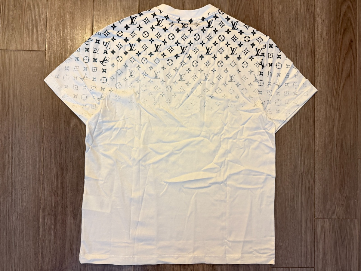 みえこ様　Louis Vuitton ホワイト Tシャツ M みえこ様 Louis Vuitton ホワイト Tシャツ M 【公式通販】