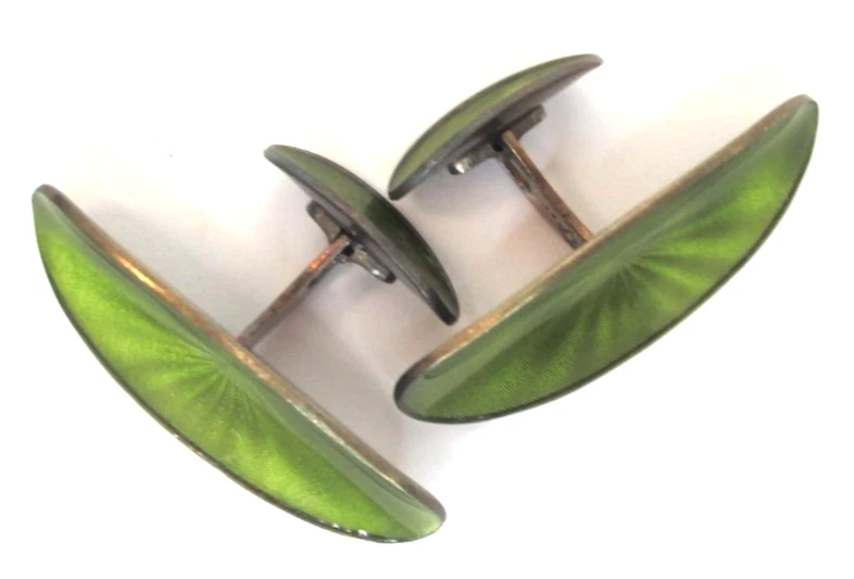 Gemelos ovalados modernos de mediados de siglo esmaltados de plata de ley verde Foto 2 de 4