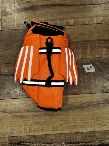 Outward Hound Dog  Granby Splash Life Jacket  MD 30-55lb Girth 21-27