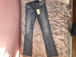 guess size 28