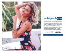 Model Roz AUTOGRAPH Signed 8x10 Photo ACOA