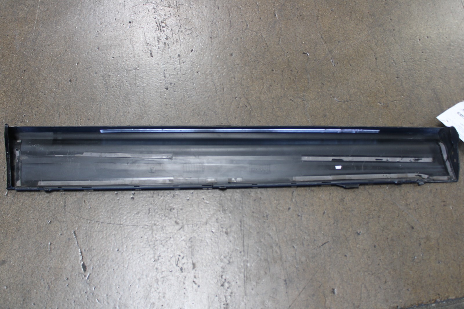 Lamborghini Urus, RH, Right, Rocker Panel, Scratches, Used, P/N 4ML853960