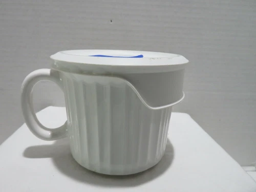 CORNINGWARE FRENCH WHITE MICROWAVE MUG WITH LID 20 OUNCE 2 AVAILABLE