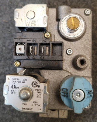White Rogers 36E36 230 Furnace Gas Valve C64769-04 | A 179