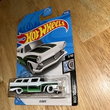Hot Wheels 8 Crate Rod Squad White 1:64 Diecast Custom Station Wagon 74/250