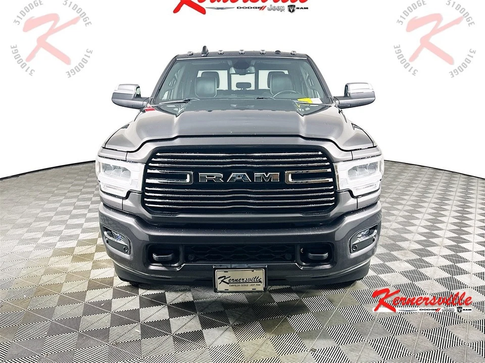2022 Ram 2500 Laramie Sport 12in 4WD 4dr Pickup Truck Navigation Backup Camera Foto 2 de 4
