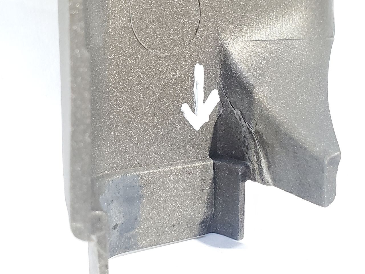 Used Part fits: 2003 Maserati SPYDER CC Grade A