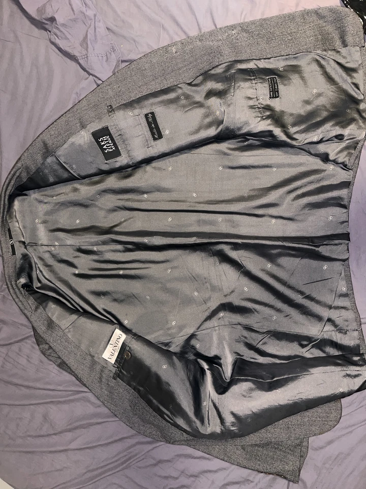 Blazer Valentino Hombre - 42R - Hecho en Italia - Saks Fifth Avenue - Pierna atemporal Foto 2 de 3