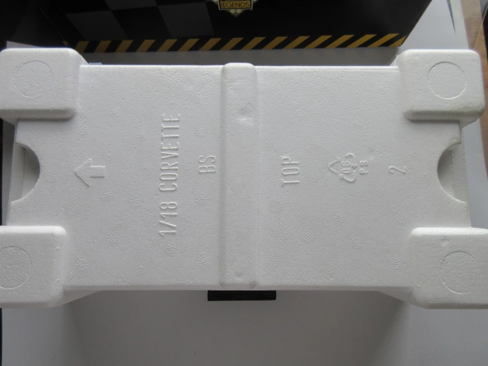 Exoto Racing Legends 1963 Corvette Sports Coupe #50 1:18 Scale Model NEW - Image 2 of 4