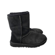 UGG Classic Short II Boots Size 8 Black 1016223