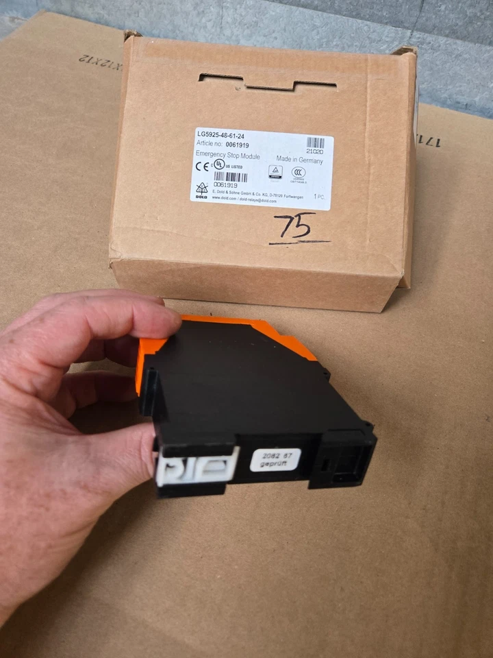 Relé de parada eléctrica Dold LG5925-48-61-24 / LG5925.48/61/24 / LG5925486124 Foto 4 de 4