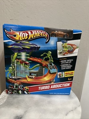 Hot Wheels Mattel 2012 Turbo Abduction Fold & Go Alien Abduction Kit NEW In Box