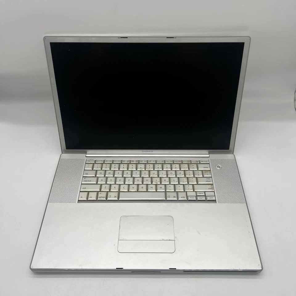 Apple PowerBook G4 17 Inch 1.5GHz A1085, photo 3 of 5