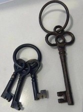 Iron Skeleton Key Set One Larger On Ring And ...