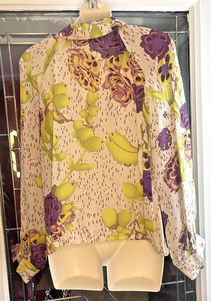 Blusa Dora Landa Floral Transparente Artística Colorida Manga Longa Tamanho 10 - Imagem 2 de 3