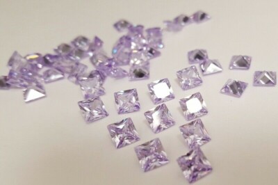 6 VINTAGE GENUINE CZ LAVENDER .75 CARAT PRINCESS CUT 5mm. SQUARE GEM JEWELS S585