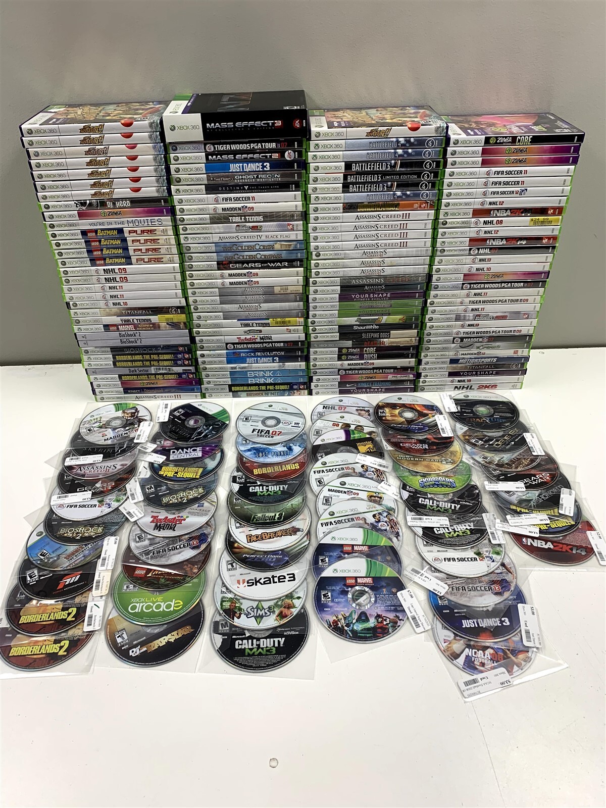 Lot of 179 Microsoft Xbox 360 Games Sims 3, Lego, Forza, Bioshock 2