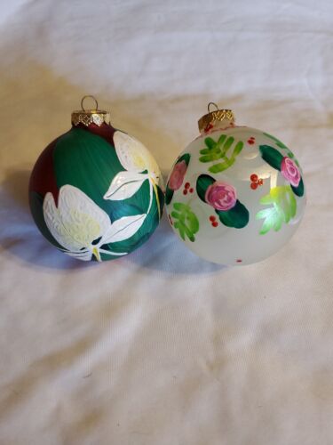 Pair Of Blown Glass Hand Painted Christmas Ornaments Hawaiian Theme - Picture 1 of 3