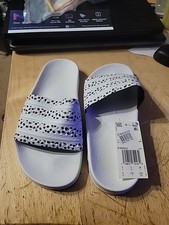 Adidas womens Adilette Slip on Sandel Size 6 FX5922
