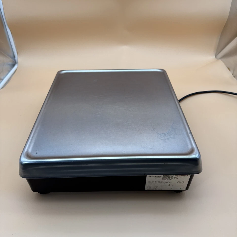 AVERY BERKEL [Weigh-tronix] 30 lb. RS-232 POS/Postal Scale & Power Supply - Image 4 of 4
