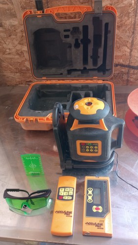 JOHNSON AccuLine Pro 40-6540 Automatic-Leveling Rotary Laser Level GreenBright